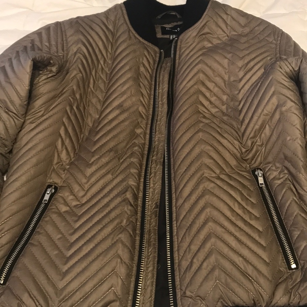 Forever 21 bomber